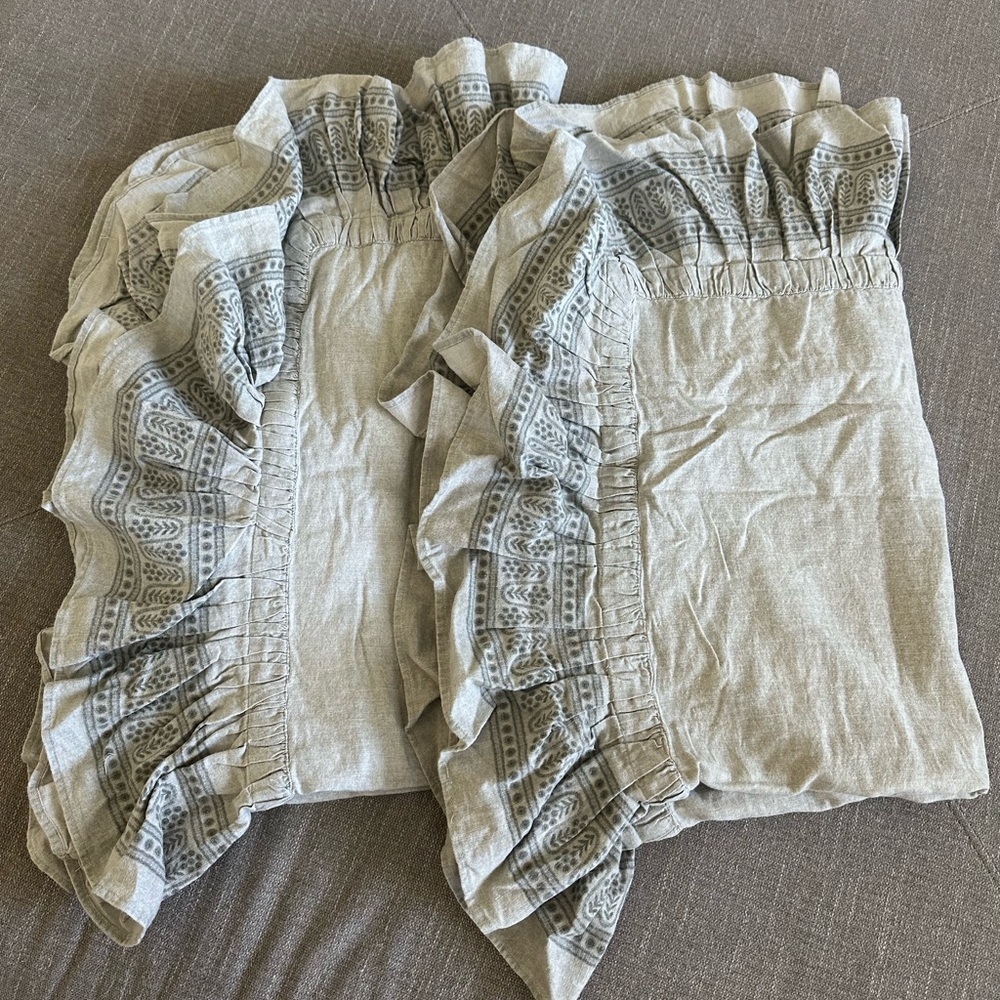 Pottery Barn Genevieve King Shams